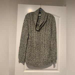 NWOT RD Style Grey sweater